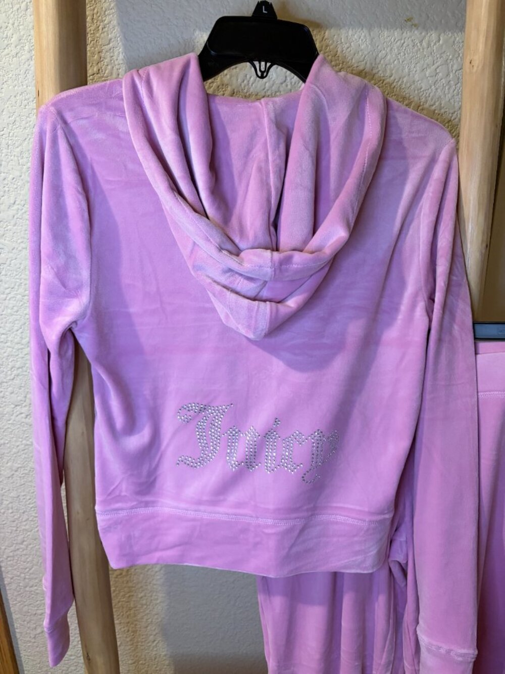 Juicy Couture Pink Velour Tracksuit Hoodie Pants Set Large NWT - Picture 4 of 8